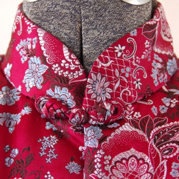 Traditional Chinese Padded Jacket Pink Silk Asian Jacket w/ Blue Accents - Picture 3 of 14